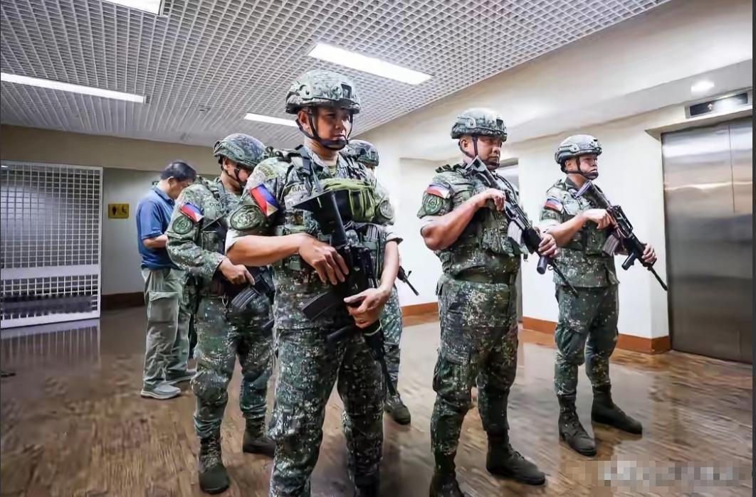抓捕杜特尔特心腹失败，菲军方介入，菲律宾总统小马斯科功败垂成！菲律宾武装部队13