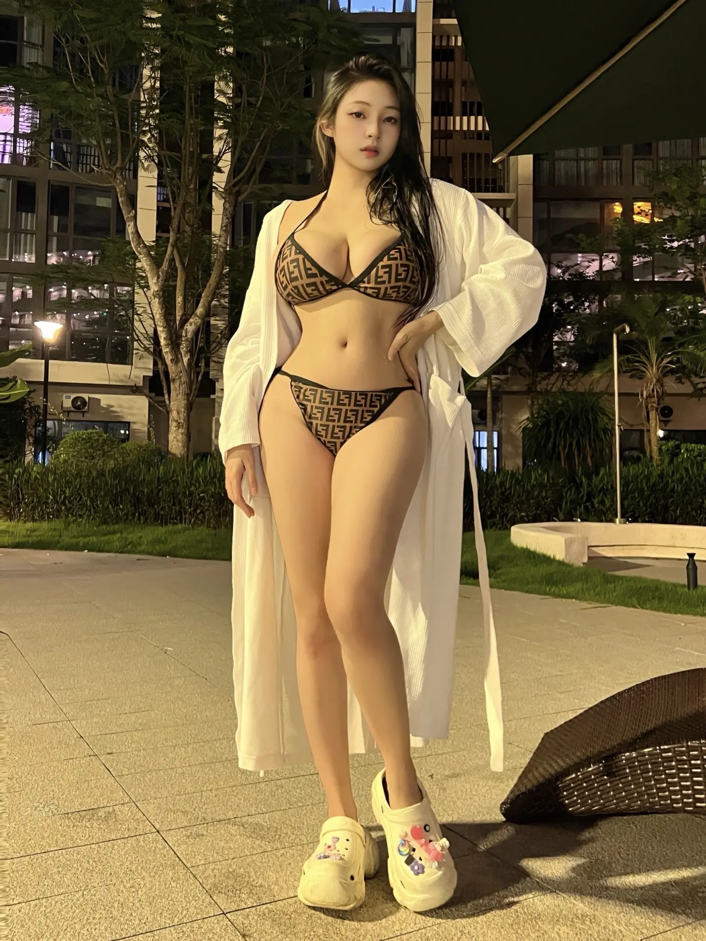很珍惜自己年轻美好的样子萌二的小时候