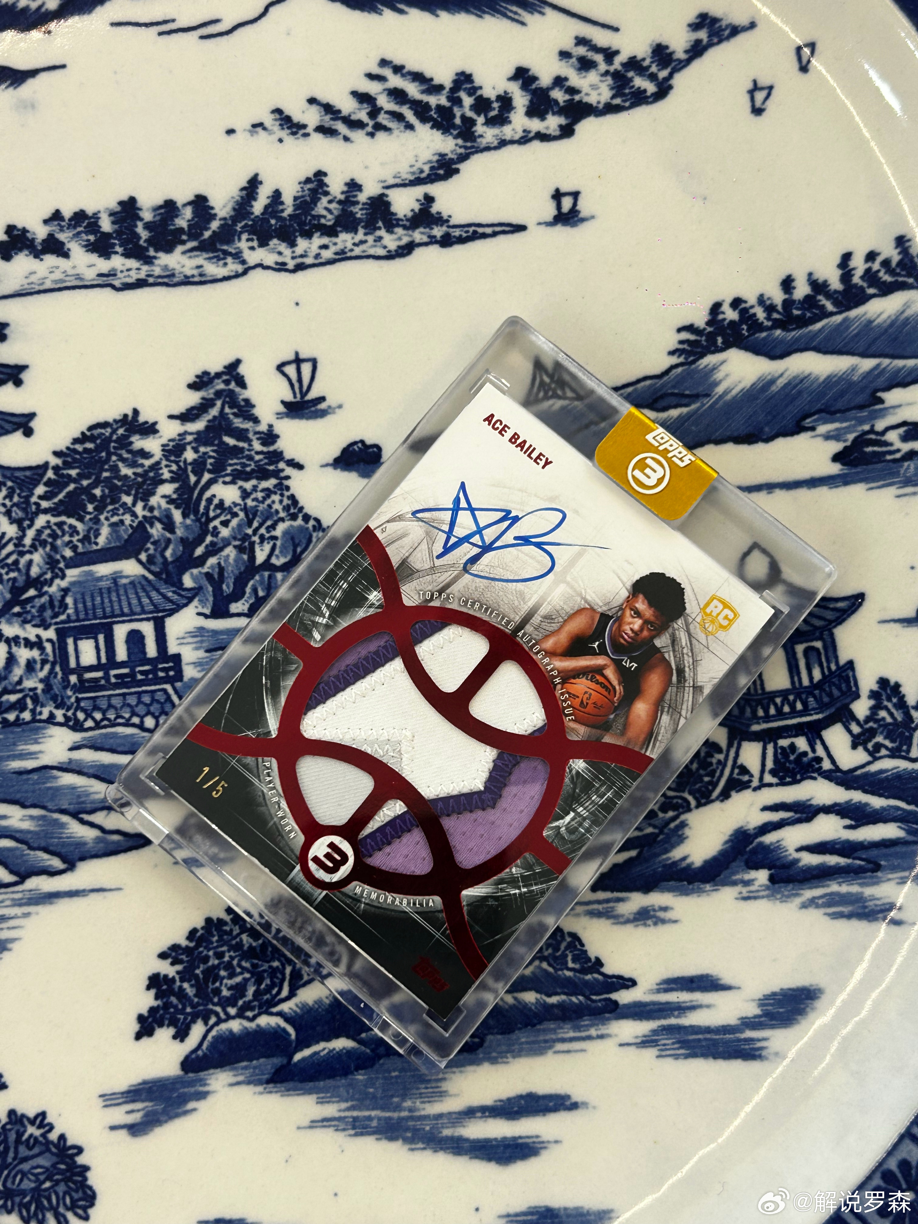 Topps出的大窗切割，还是蛮漂亮的。老汉体育sportsgallery球星卡