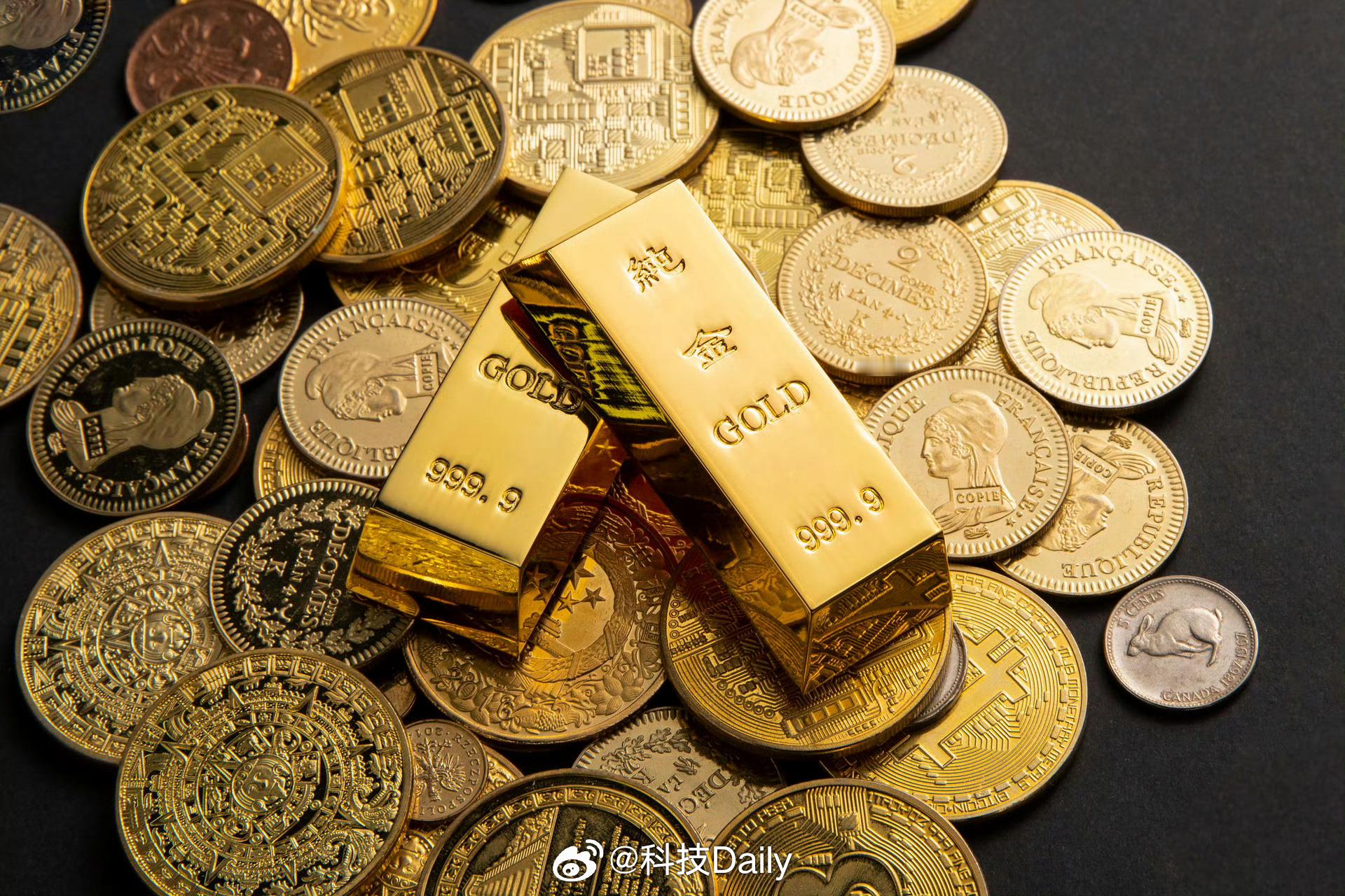 国际金价早盘跳水 普通人投资还是谨慎，毕竟价格太贵了，跳水回调是好事，毕竟价格太