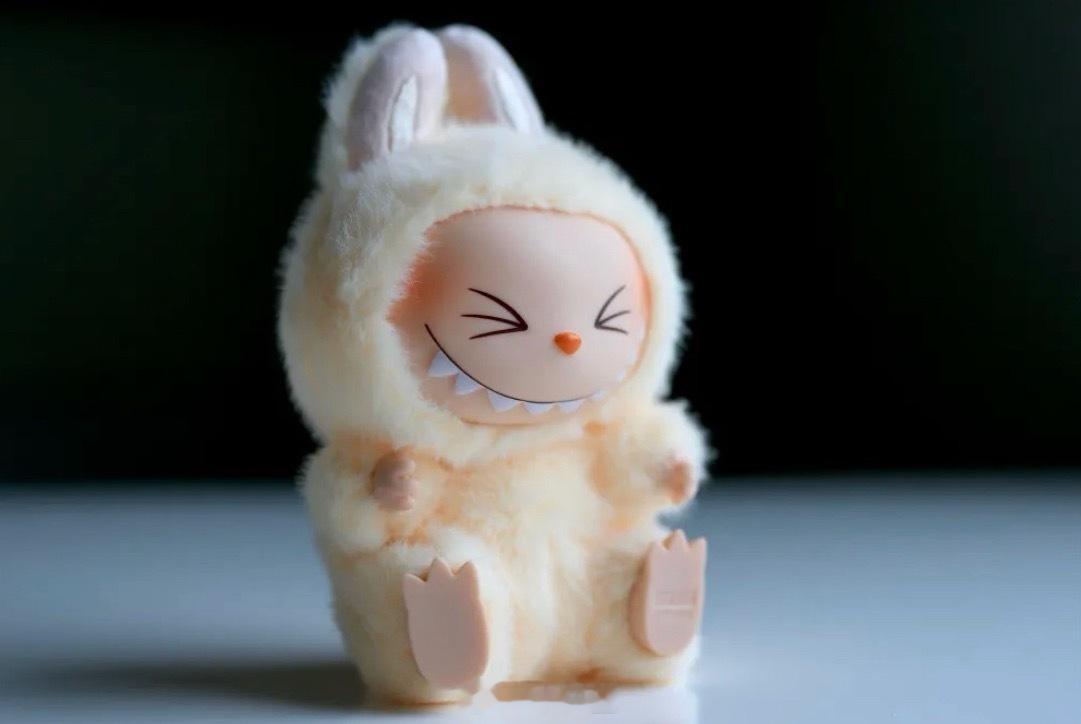 保罗·金将执导Labubu大电影索尼公司将选择电影「旺卡」和「帕丁顿熊」系列的导