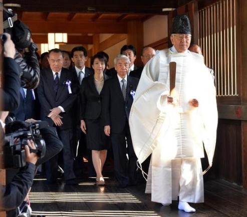 计划彻底落空！就在世界各国还在想高市早苗会不会参拜靖国神社的时候，却不想靖国神社