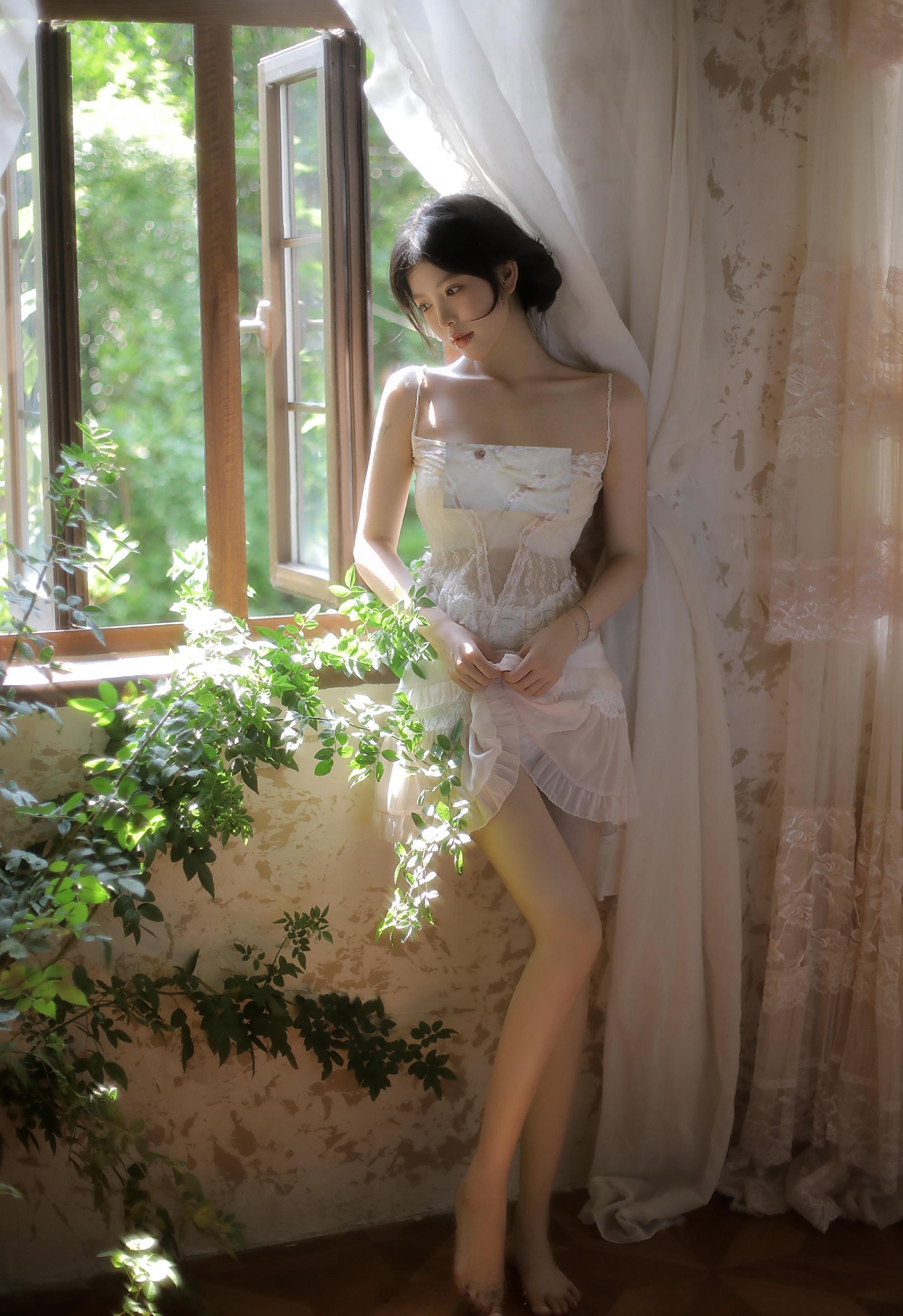 很多人都对未来有恐惧感，不断担心未来，怕这怕那，把现在的日子过得焦虑恐惧。只有在