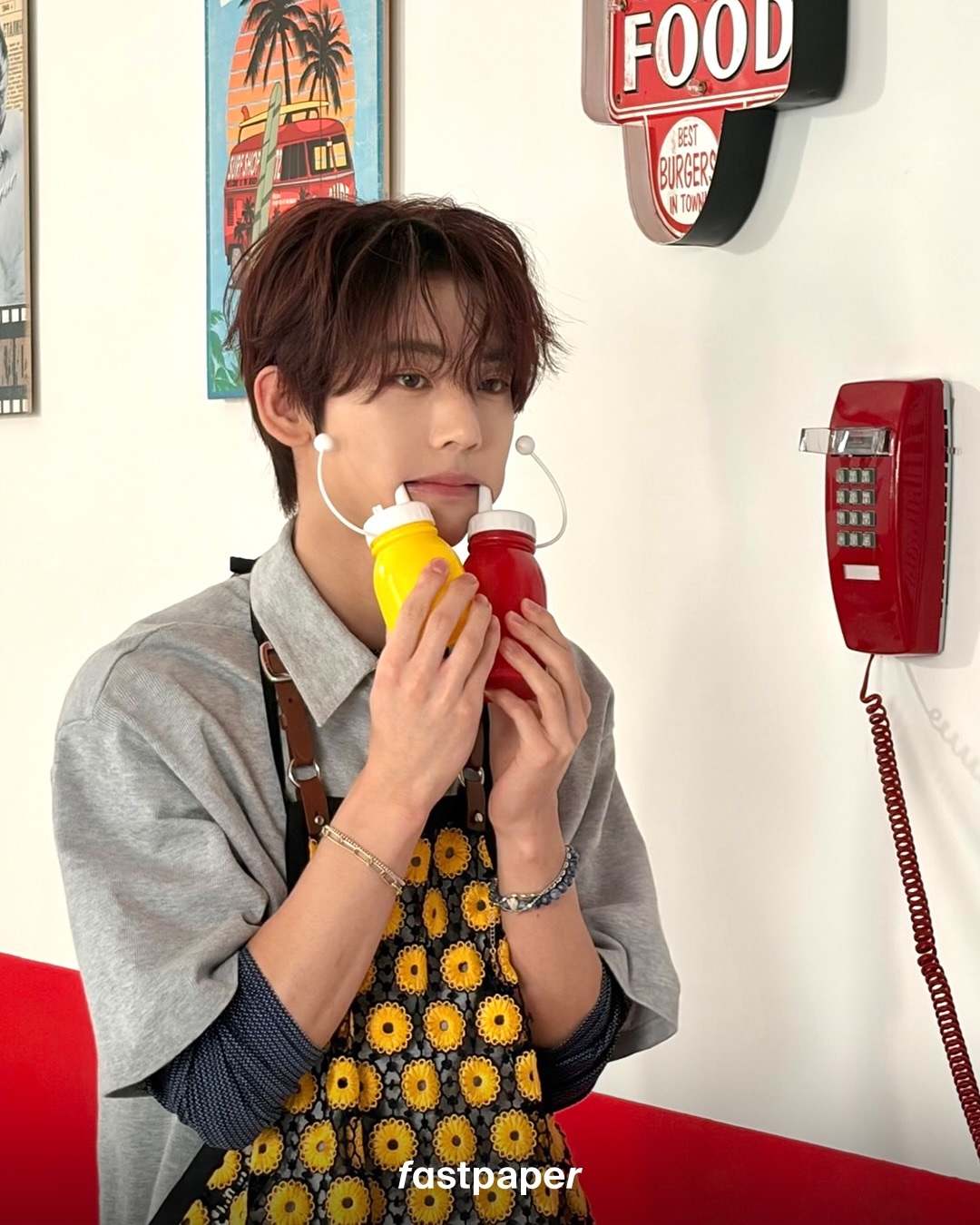 🍰🍭🧁🍫🍬 韩维辰 ©fastpapermag 