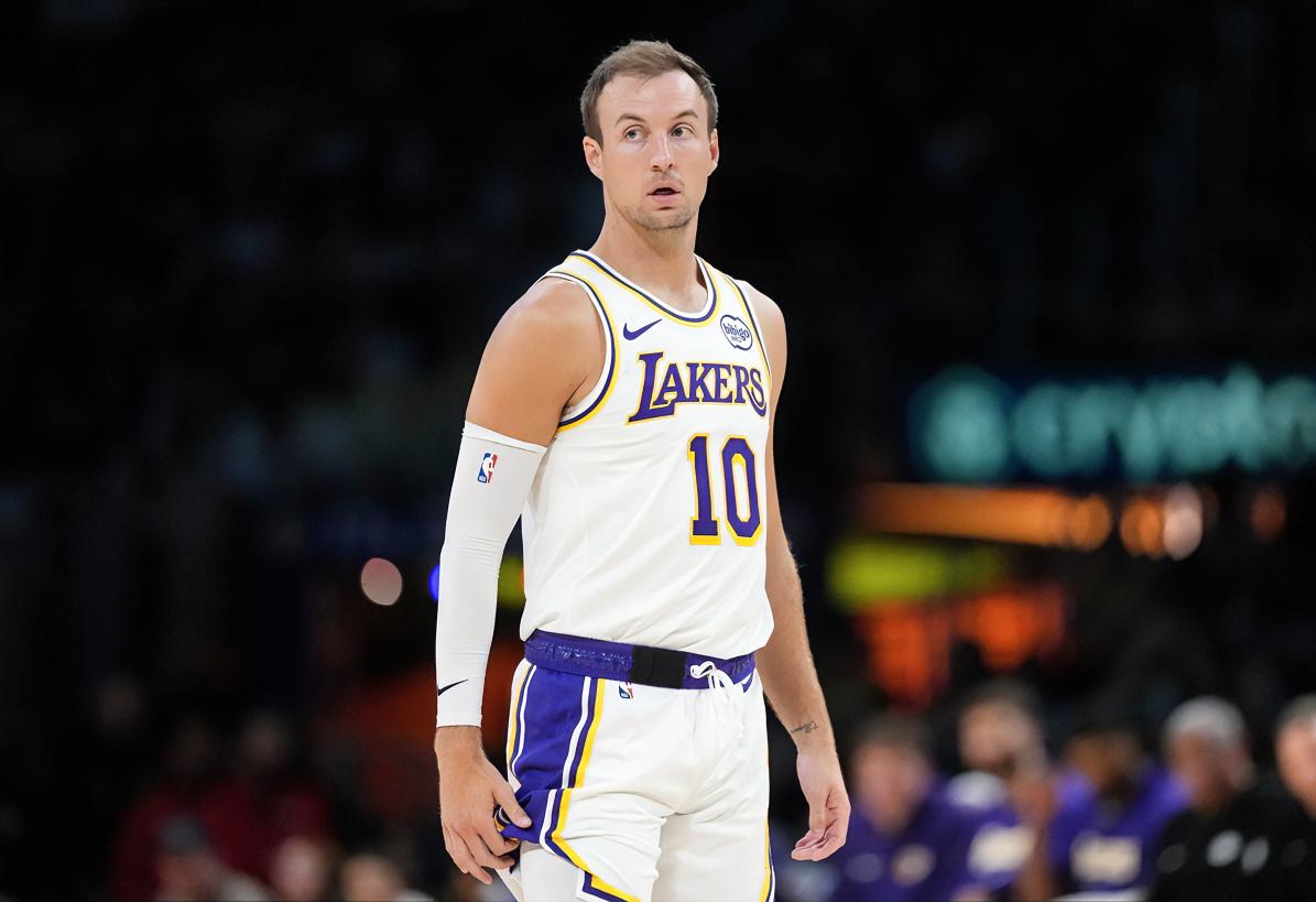 彻底跌落神坛！湖人神射手彻底迷失，三分全铁成球队漏洞！

湖人客场96-115惨