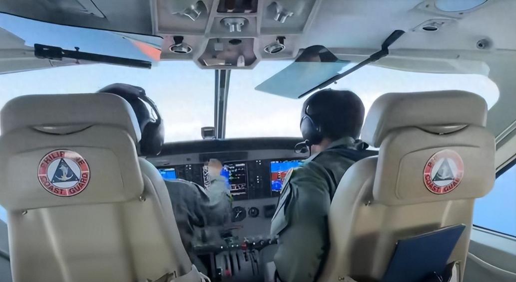 菲律宾警告中国："如果中国还在黄岩岛附近驻扎解放军的话，菲律宾就会联合周边的国家