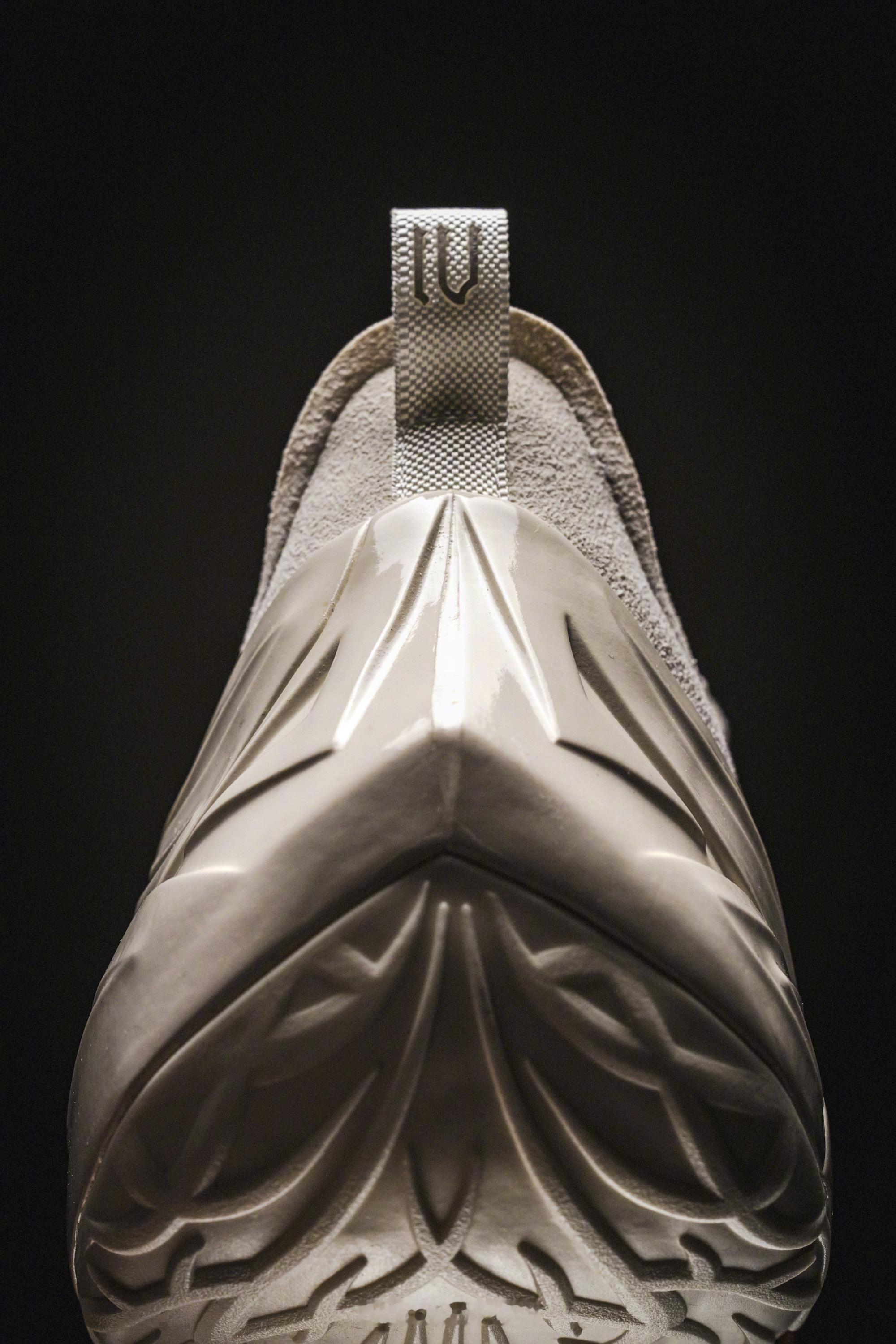 LI-NING JIMMY BUTLER IVJB4「瓷白」香港限定配色⚪午夜壁