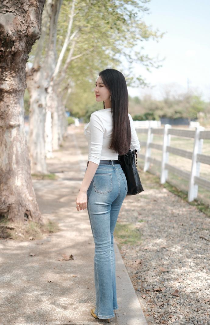 气质美女 分享女性魅力照