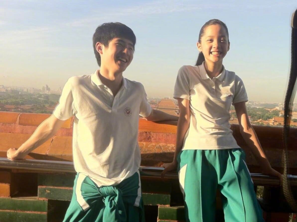 刘昊然欧阳娜娜今夕是何年 今夕是何年啊 都有变成更好的大人！！ 