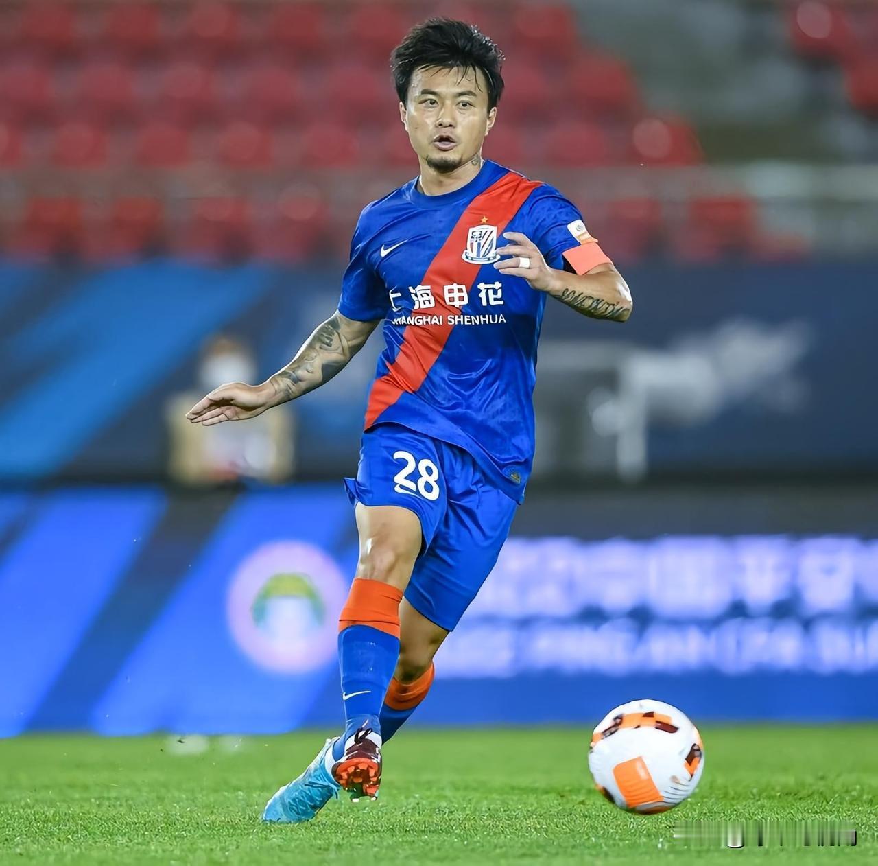 就“小球迷被骂事件”替正义发声，曹赟定真敢说话。不愧是崇明一期。
记得清楚楚，上