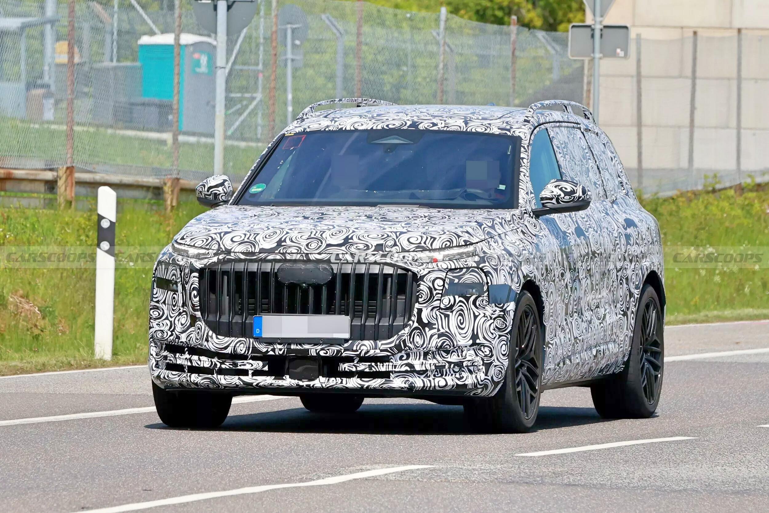 全新奥迪Q9谍照，也有人说这是霍希版，如果是霍希版，那估计定价得150-200万