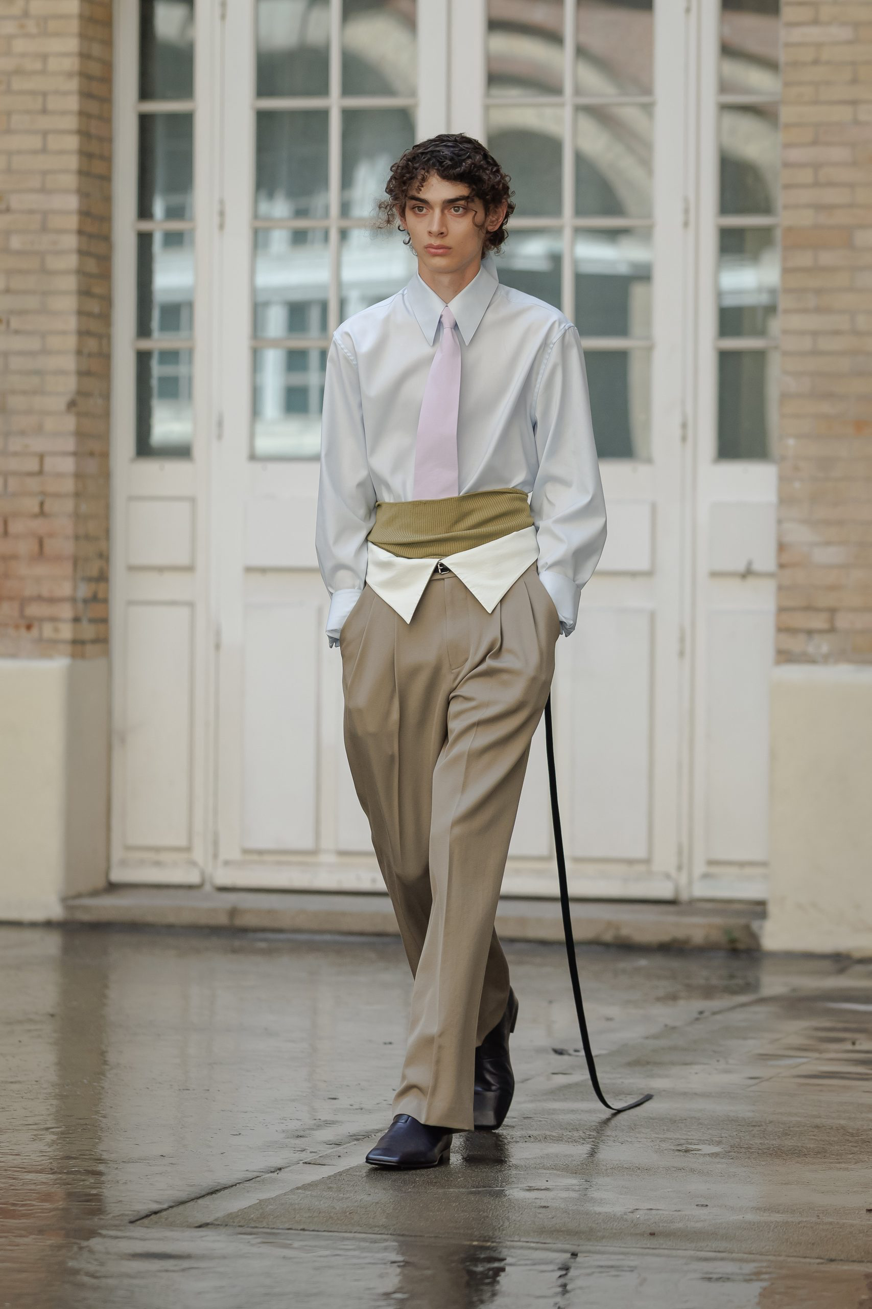 Sean Suen Spring 2027 Menswear    该系列名为“