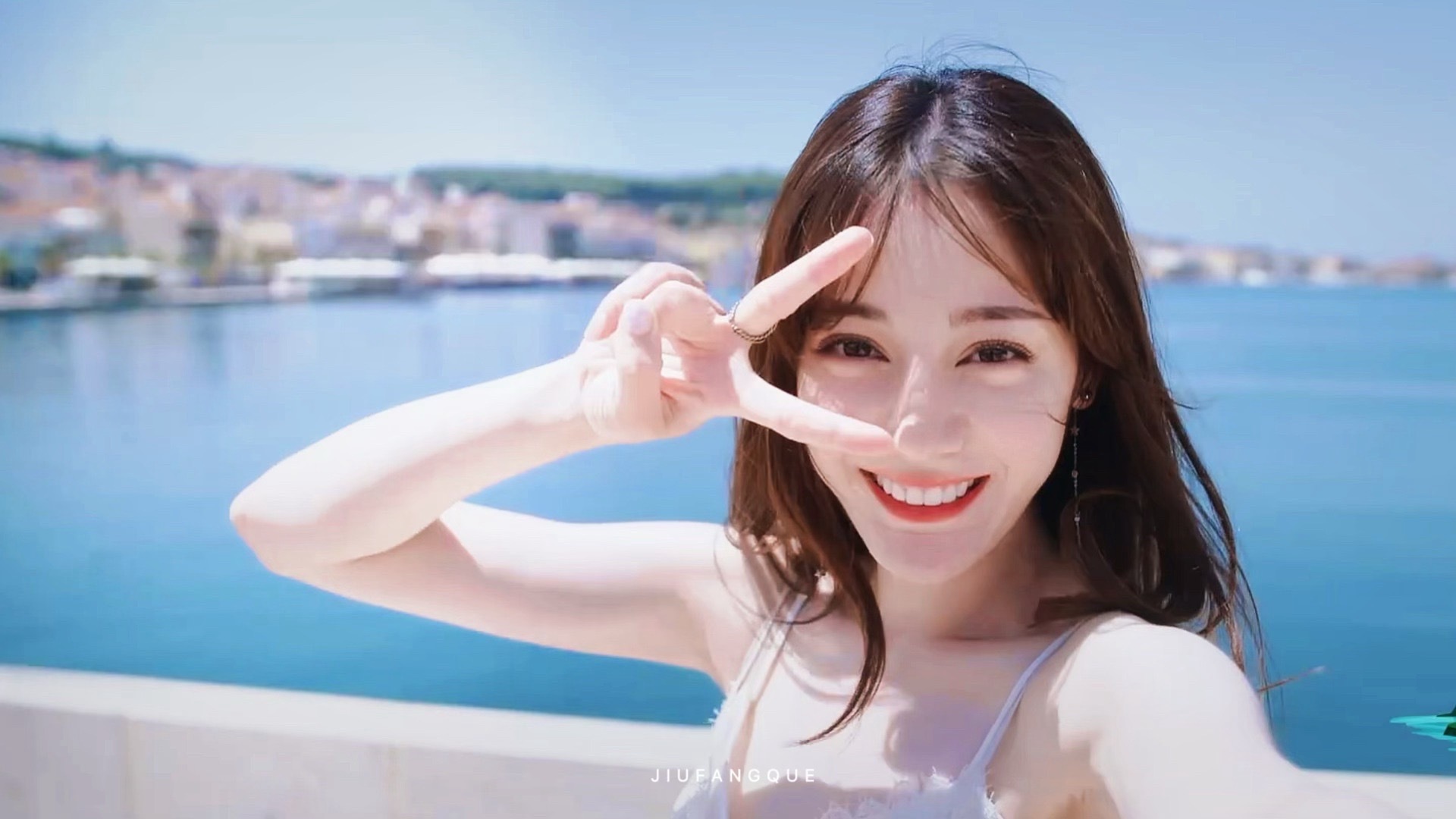 愿你的眼眸，永远闪着星辰的光芒。 