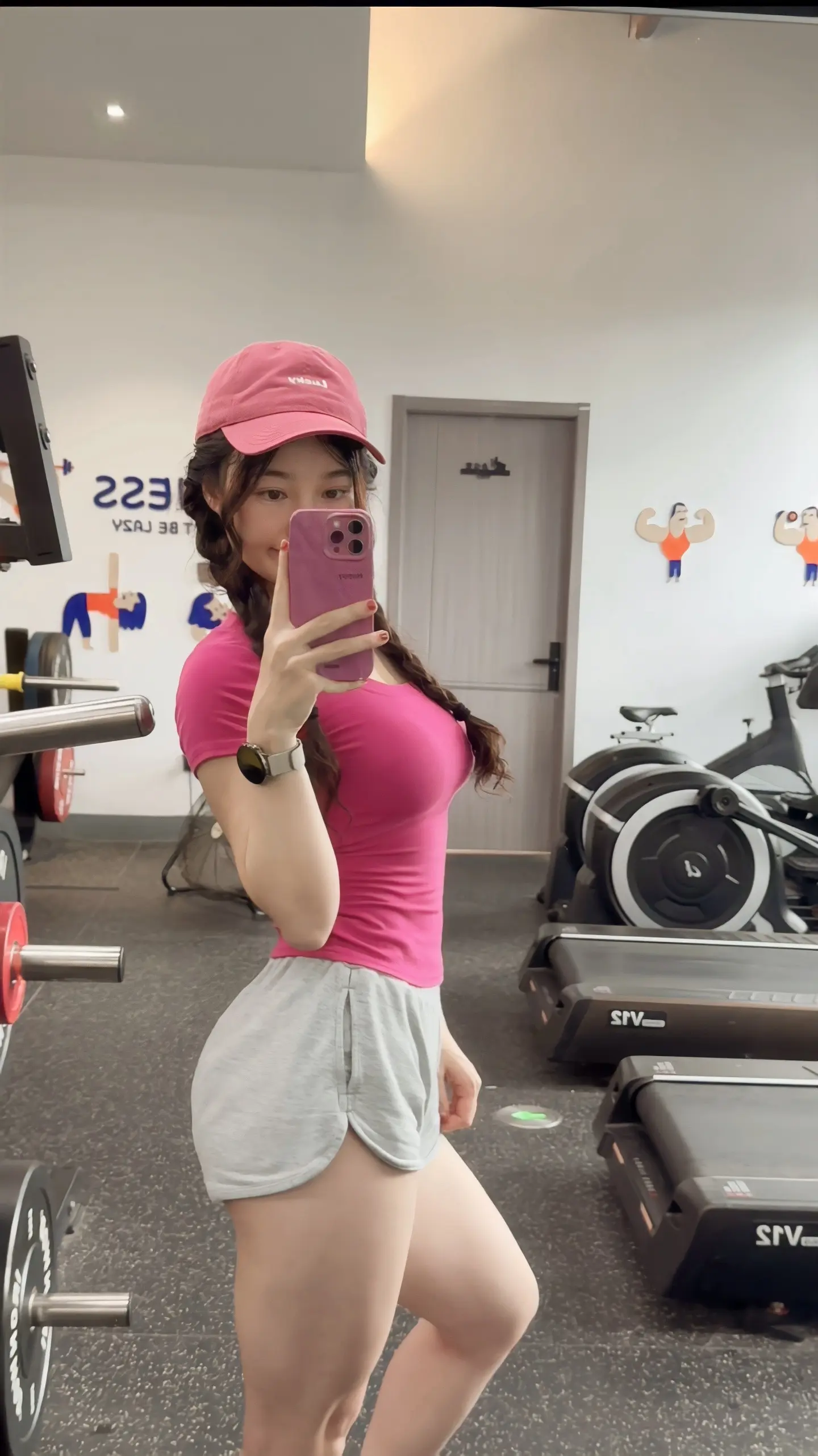 好热 可以用你的冷暴力给我降降温吗