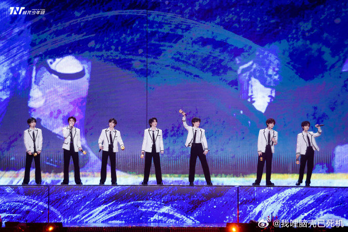 时代少年团上海演唱会有直播 时代少年团加冠之礼欣喜共赴 时代少年团上海演唱会有直