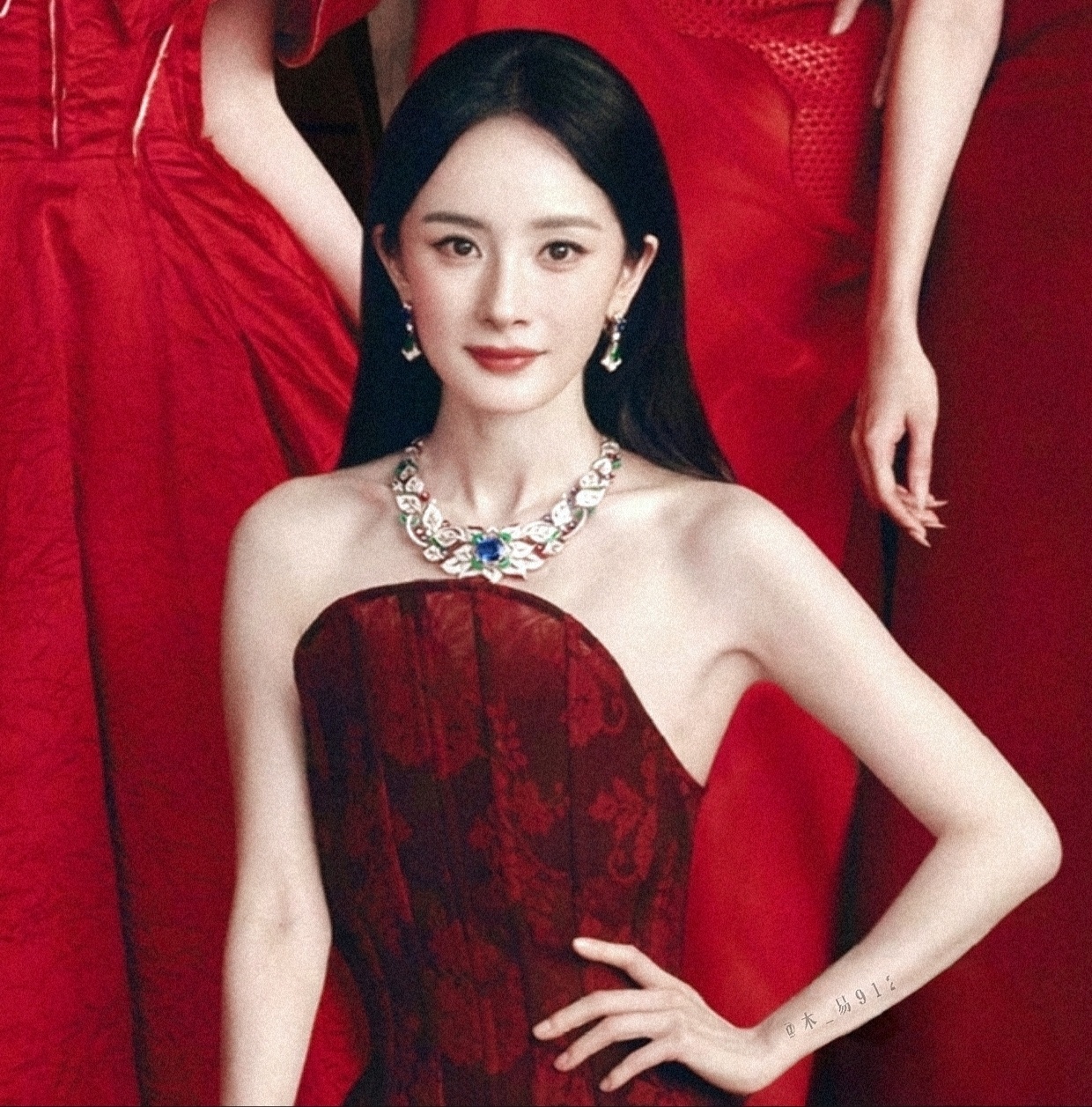刘亦菲杨幂倪妮迪丽热巴金九封面适合独自欣赏美貌[流鼻血] ​​​