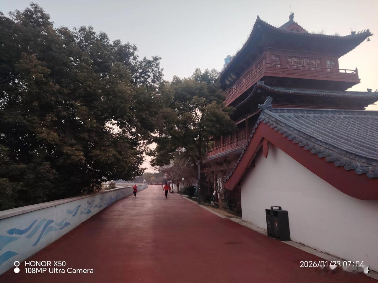记录我的20262026年1月23日长江岸边《浔阳楼》下晨练打卡