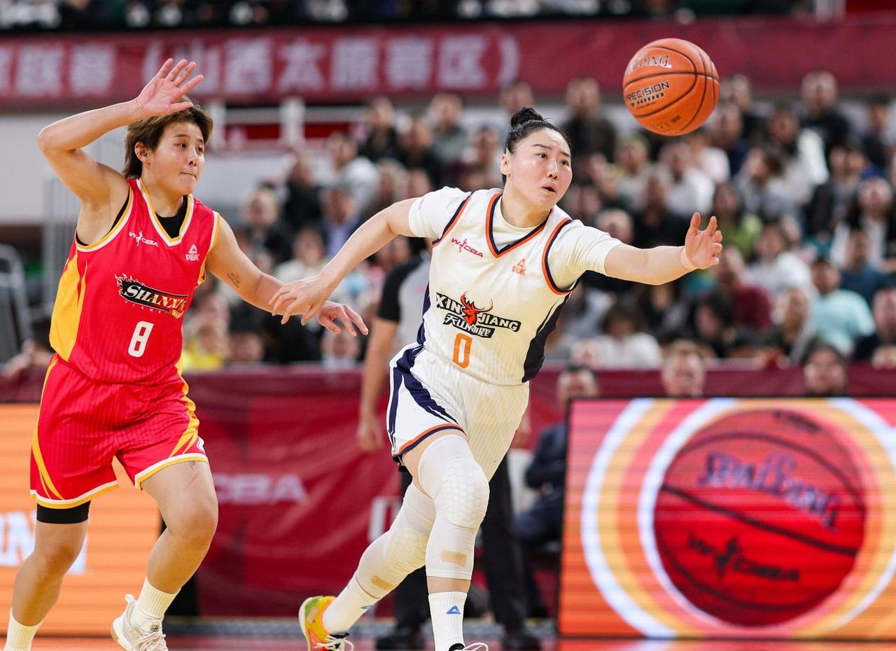 WCBA半决赛，山西95:59大胜新疆，这是一场碾压式的完胜，山西内外结合多点开