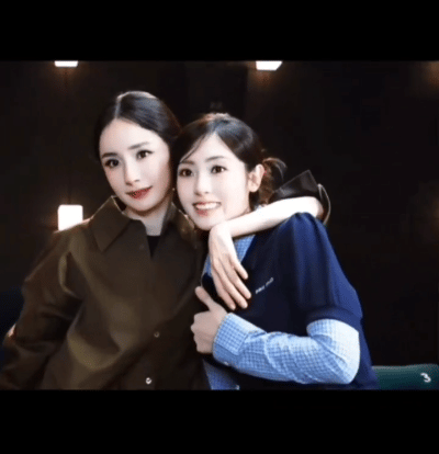 邢菲 俺姐真的太好了 苏苏演的也超级好！！！走马灯的时候苏苏出来我眼泪决堤了[捂