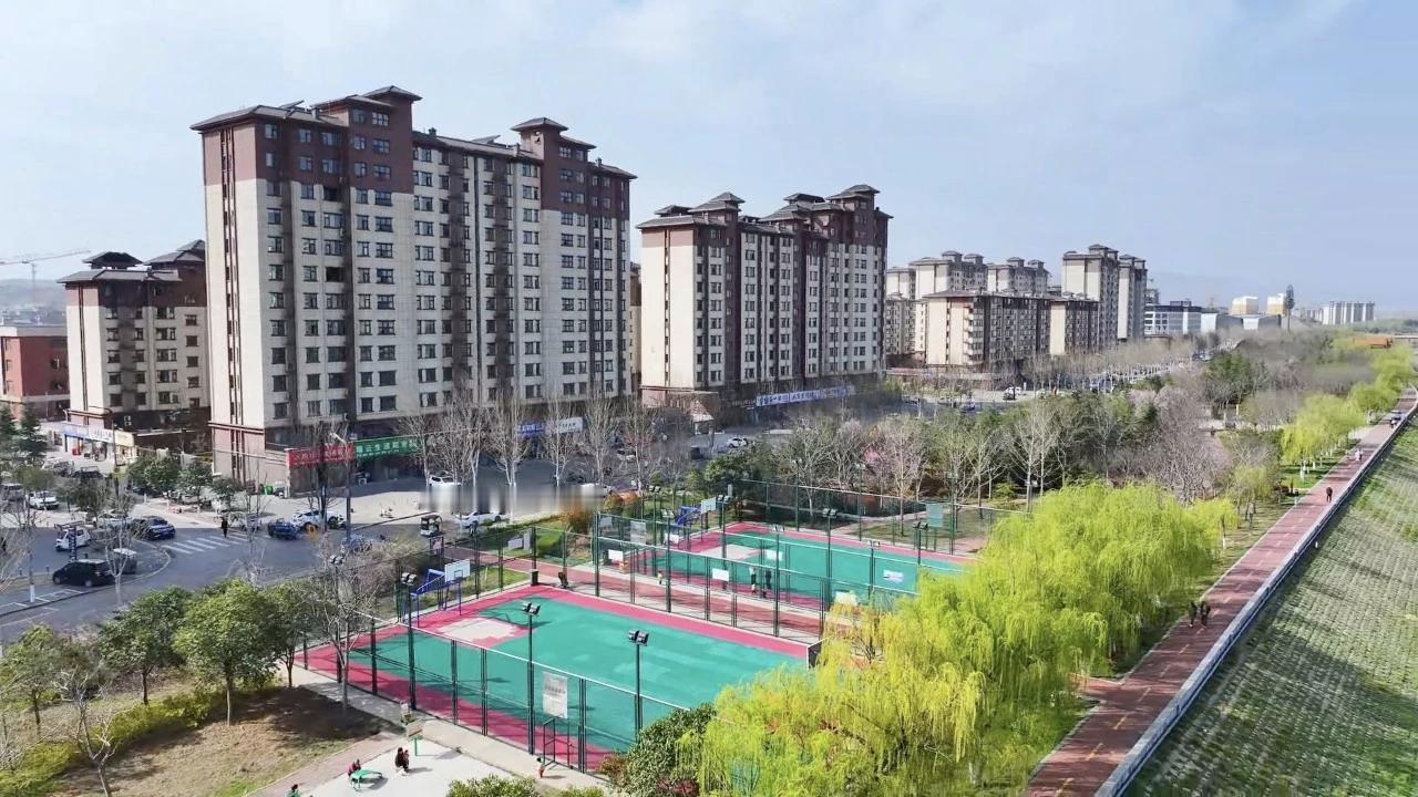 分享一张最近随手拍的照片汝阳滨河公园