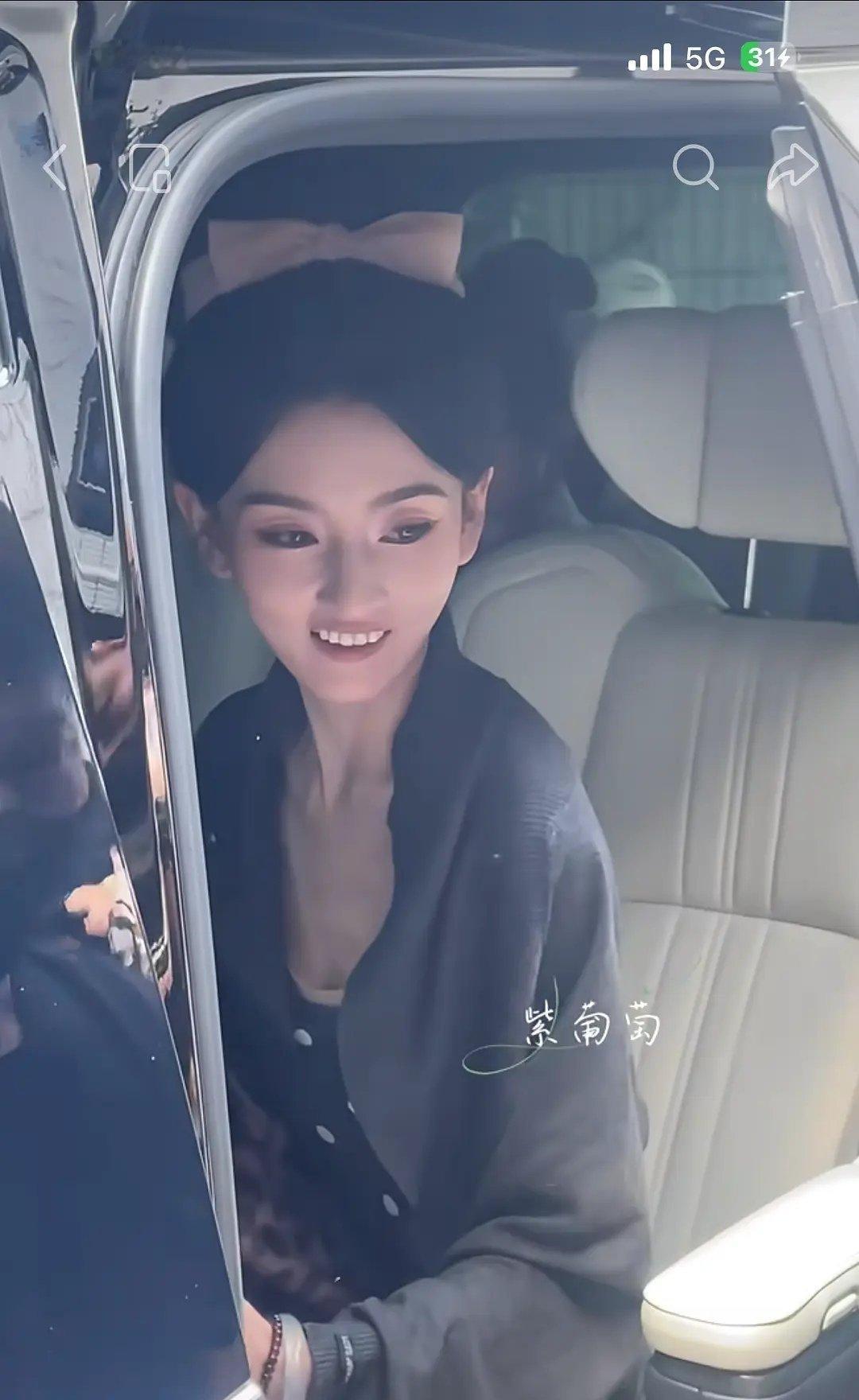 宋祖儿瘦成这样真的没问题吗？ 
