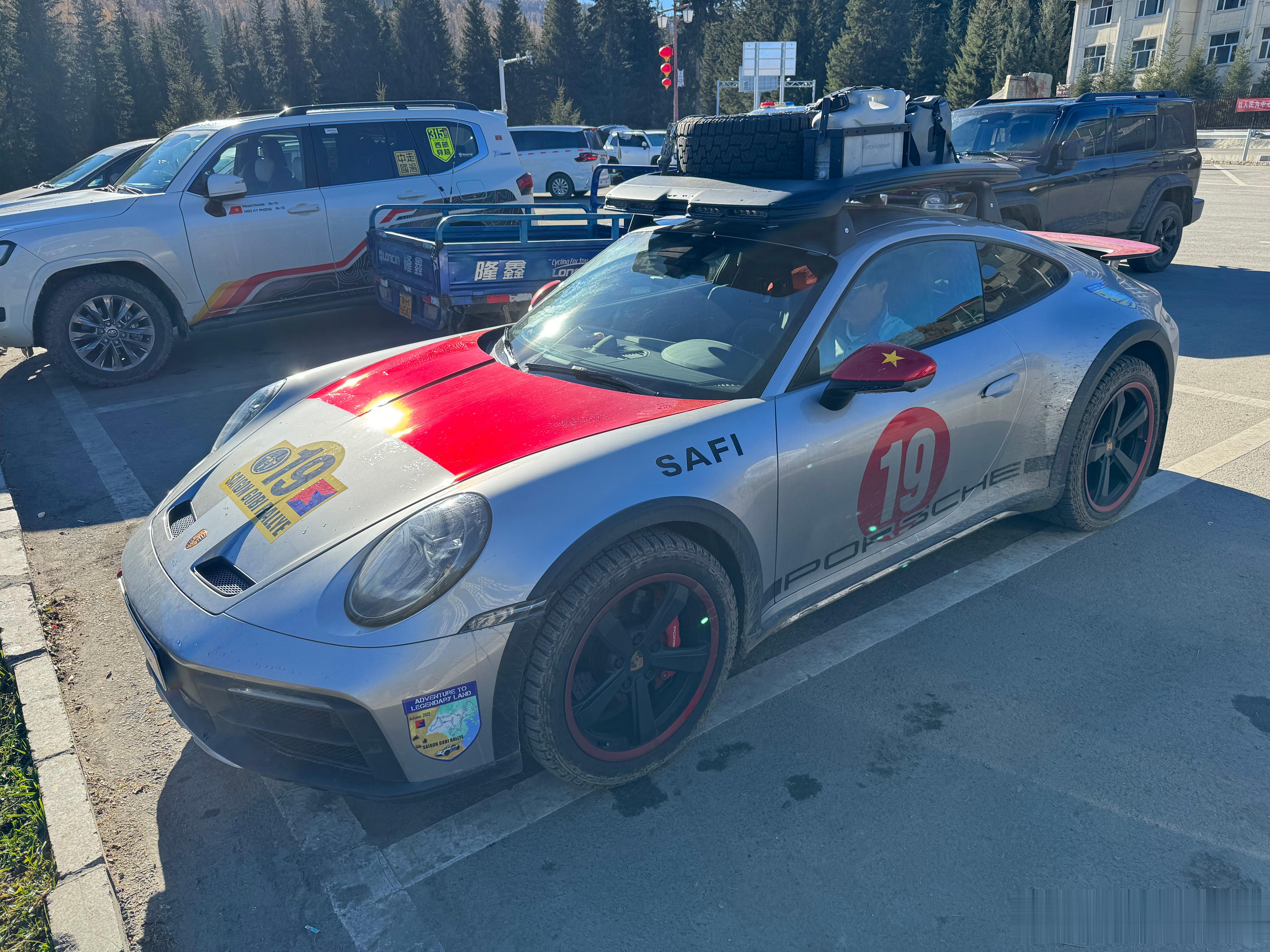 #shen车视界# 蒙古的911 Dakar都在国内开一圈了，国内的911 Da