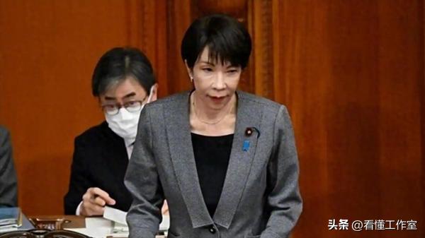 日本这回彻底玩砸了！
得罪中俄还不够又惹朝韩
高市一句话，从发达国家跌到发展中国