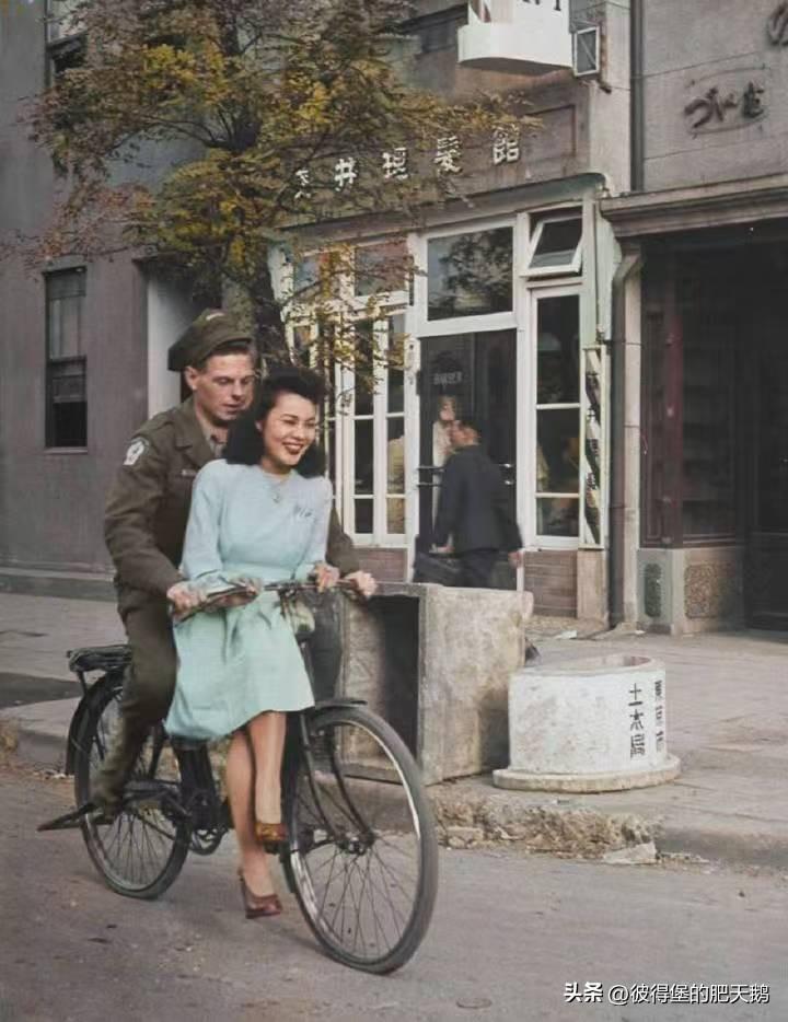 日本人和泰国人在网上打几天了。

起因是一位泰国男子在7-11便利店想买一盒泡面