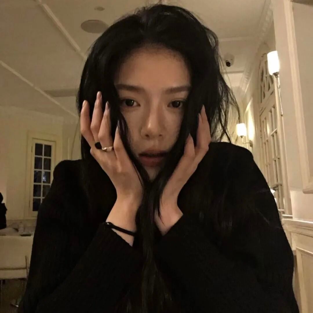 𝙎𝙃𝘼𝙍𝙀 - 女生头像｜审美积累｜韩系ins风 