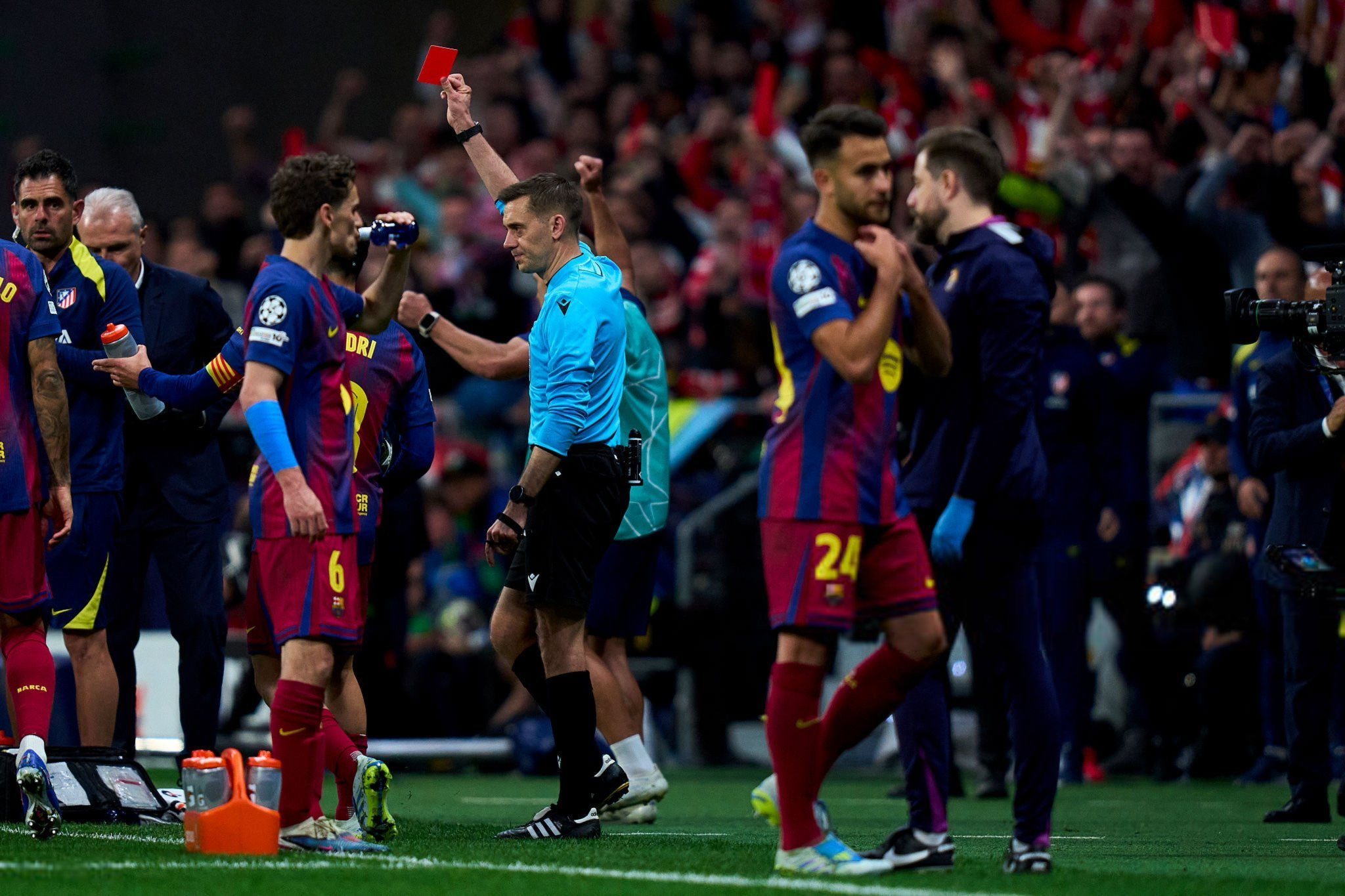 本场比赛结束之后，巴萨本赛季剩余7场比赛，联赛领先皇马9分，目标守住领先优势同时