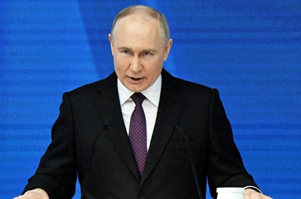 中印还没退缩，俄先妥协了，普京提出让步方案，给美国献上大礼！
特朗普的12天期限