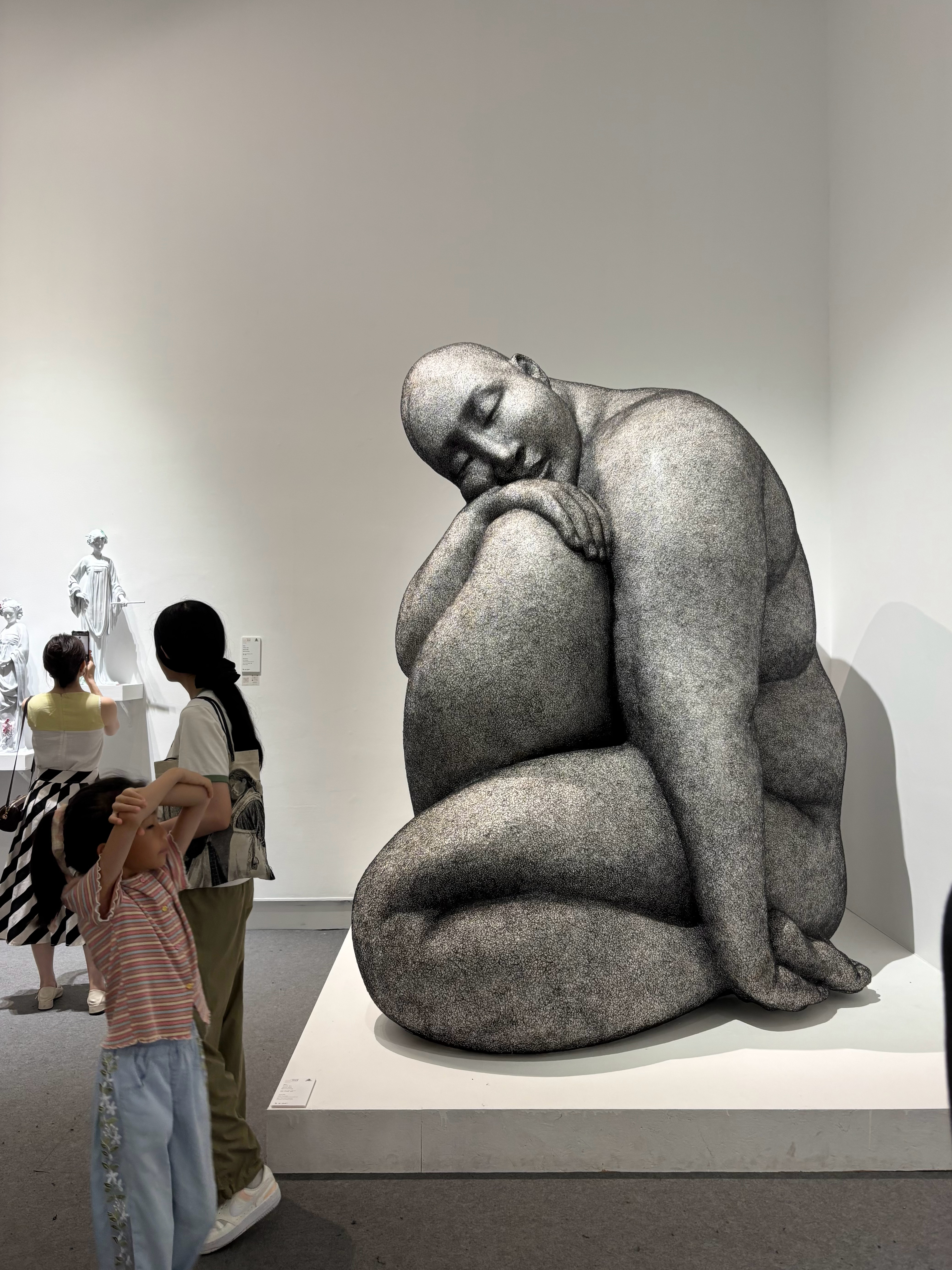 周末看展-广美毕业展 