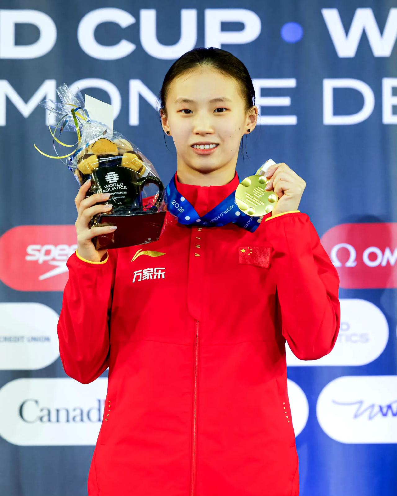 5月3日，跳水世界杯北京总决赛，女子10米台跳水，陈芋汐、全红婵包揽冠亚军。
