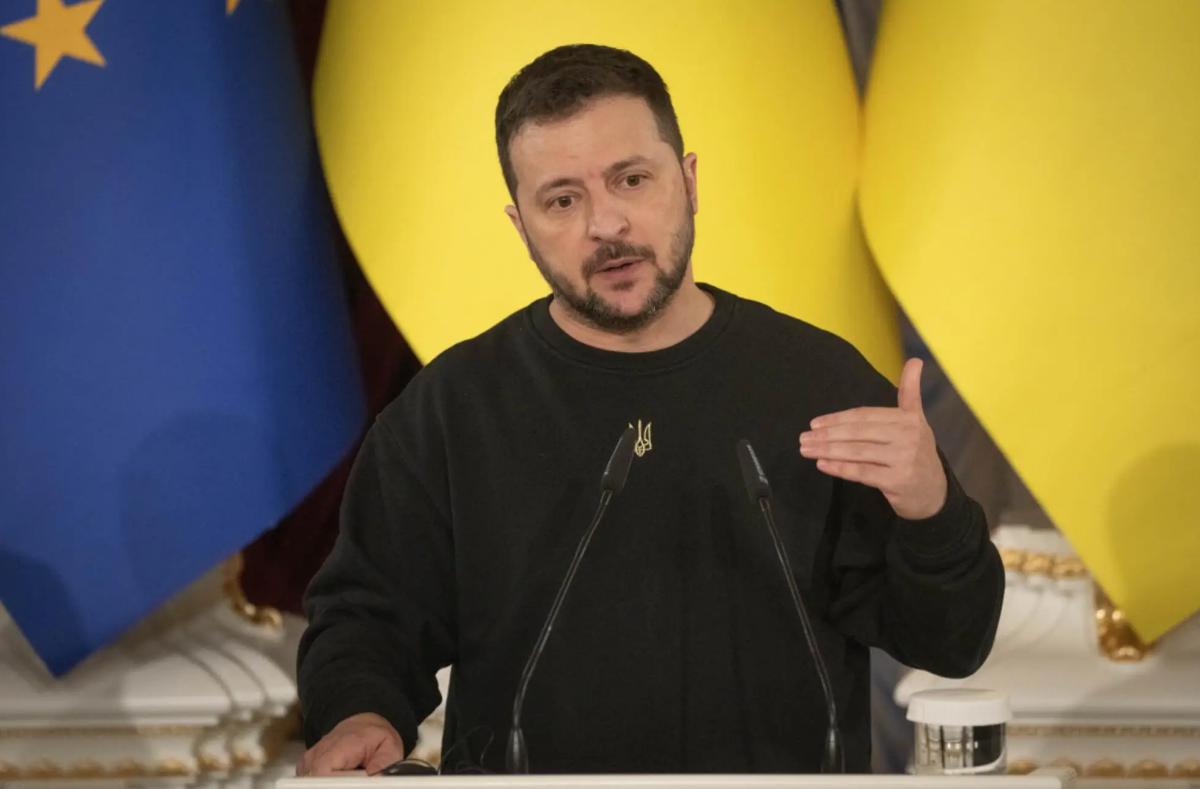 泽连斯基一语惊人：俄罗斯历史上，从未如此大幅度向中国让渡主权。

12月10日，