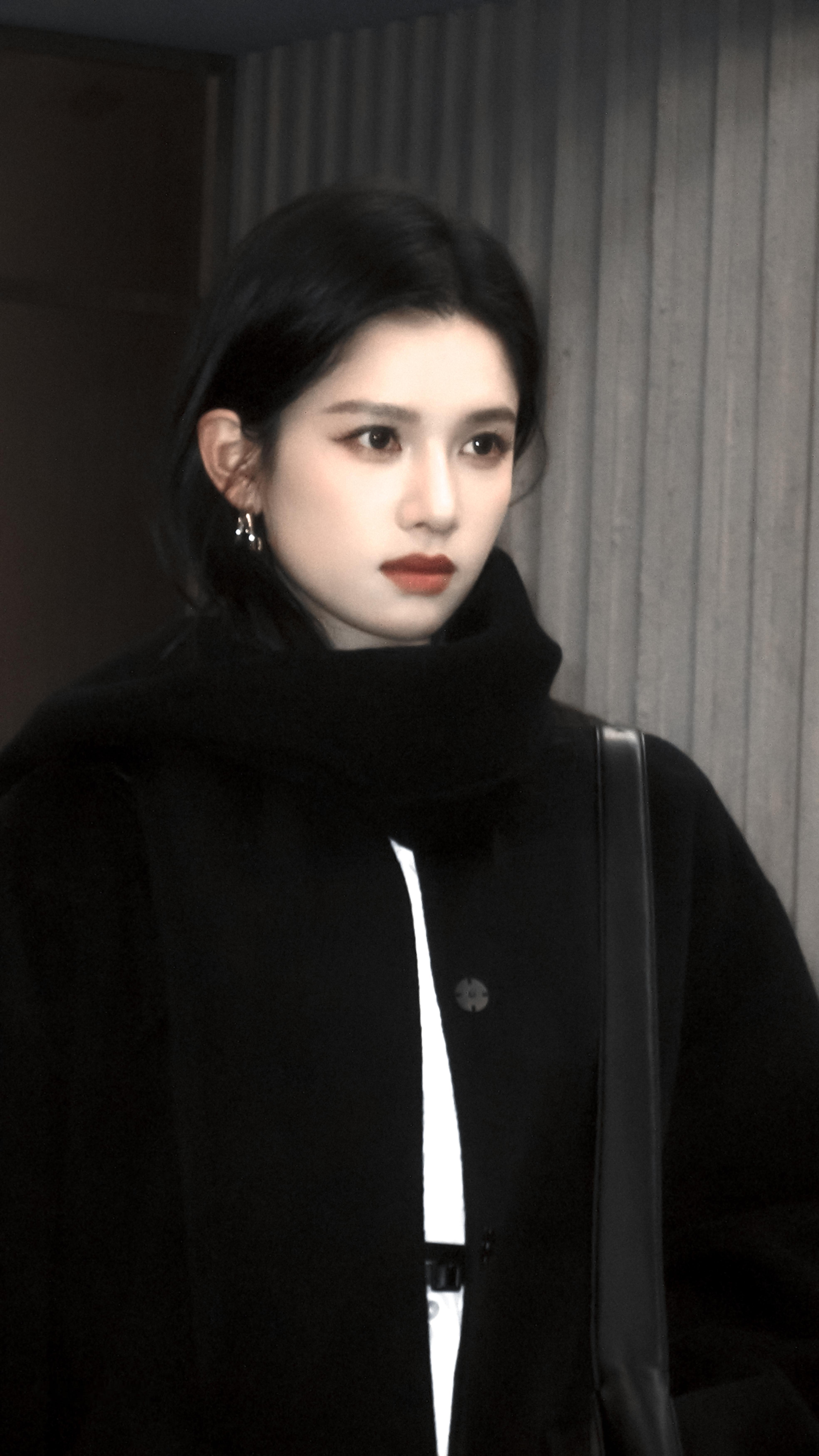 张婧仪/🖤张婧仪野狗骨头 ​​​