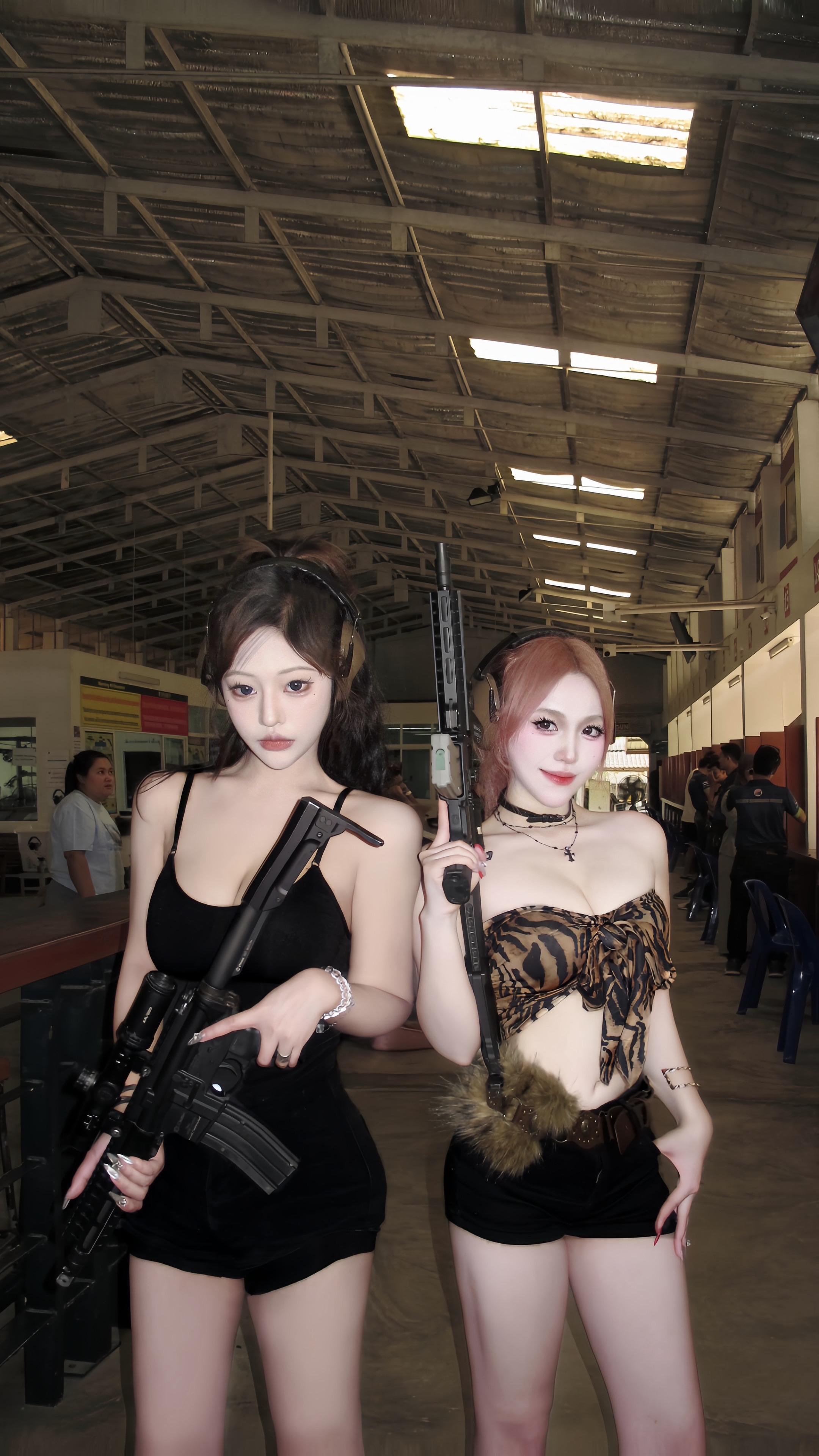 你那软绵绵的照片就别配硬曲了。