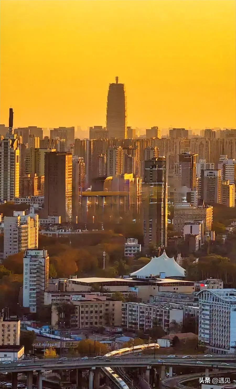 楼市筑底，销量回升，房价要上涨？
说句实话，但凡买过房的，就会期待楼市稳住，房价