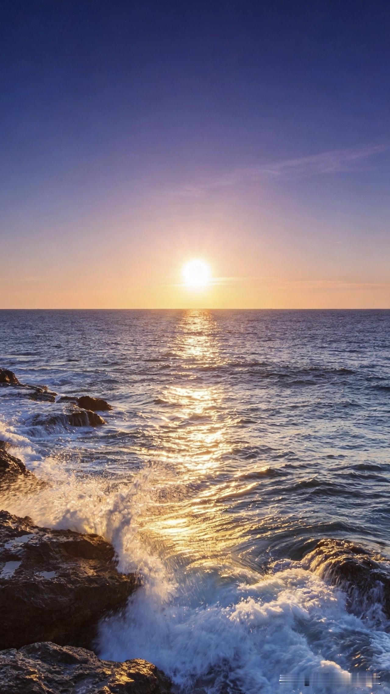 一段逼自己成长的狠话：“人是不能太闲的，闲久了，努力一下就以为在拼命。别说你会尽