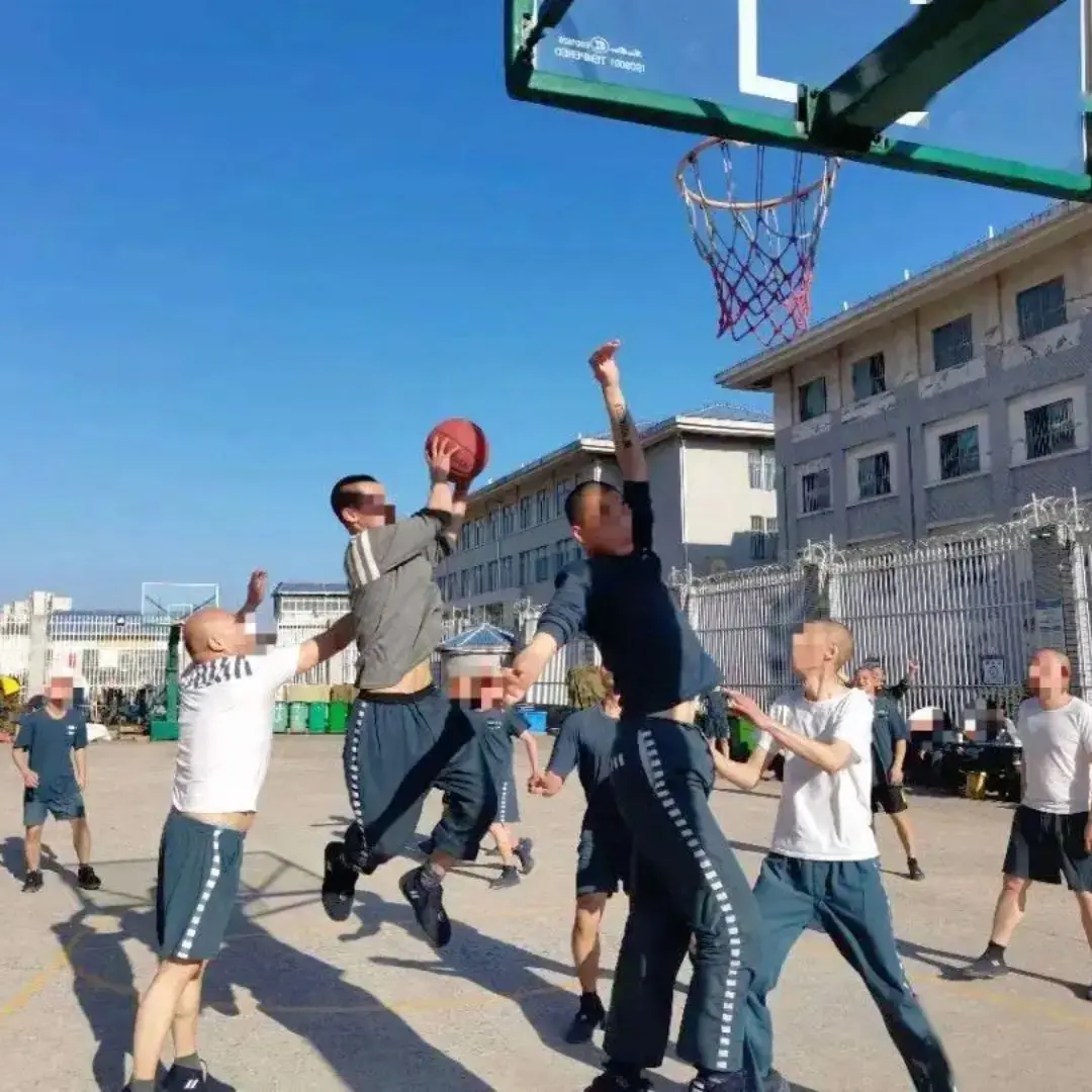 时间过得好快！一晃十几年过去了，兄弟们都还好吧？还记得那时打前锋的我吗...