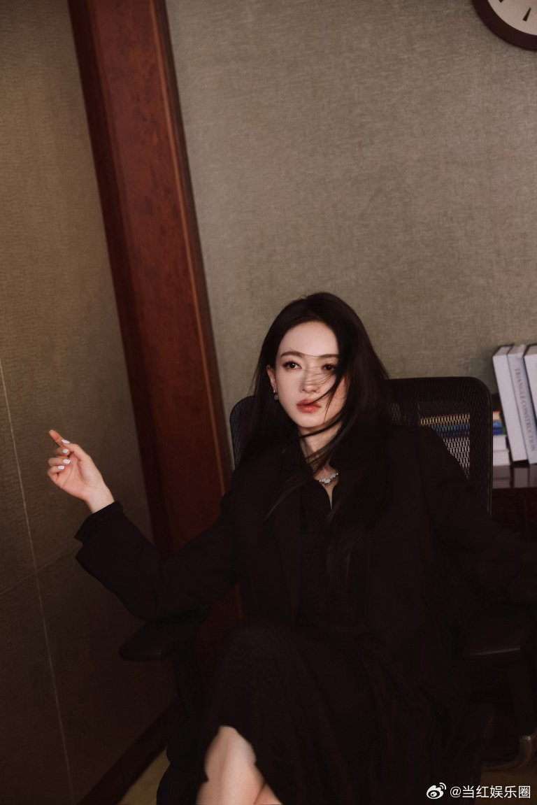 吴谨言女神降临、突然get到了吴谨言的美镜头捕捉下的吴谨言美到失语，完美复刻女神