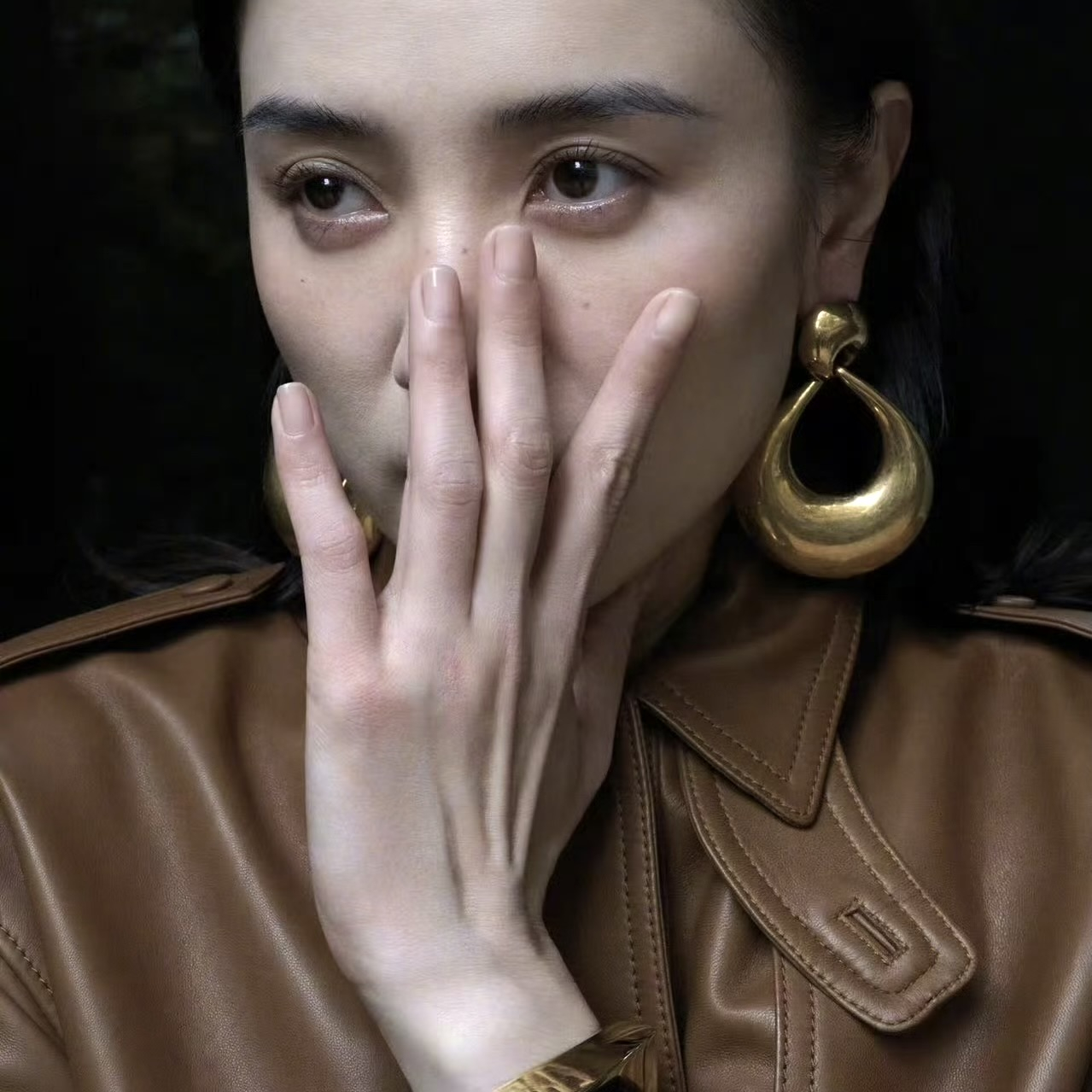 白鹿宋佳张碧晨素颜聚餐【宋佳】忘了这张来源是哪了。  完全家主大人 