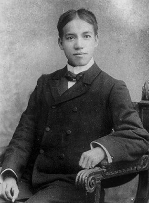 1926年，53岁的梁启超常年受尿血顽疾困扰，身体日渐孱弱。多方调理无果后，他选