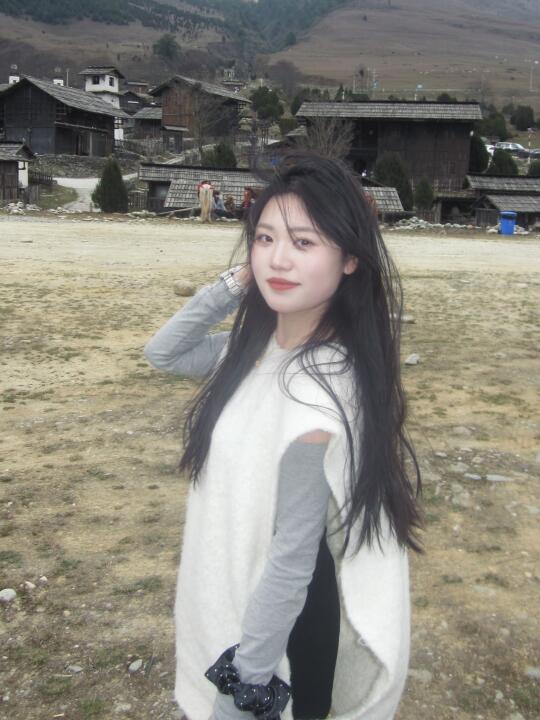 方圆脸 有种淡然的美