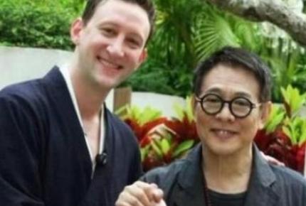 2026年3月20日，因捐赠二战相册而被大家熟知的美国小伙埃文·凯尔在社交媒体上