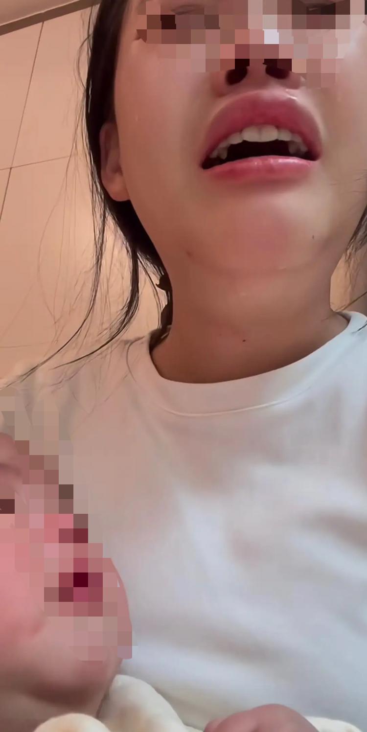 当了妈，我学会了向全世界求助。
这话要是搁以前说，我能自己先臊得慌。那会儿总被“