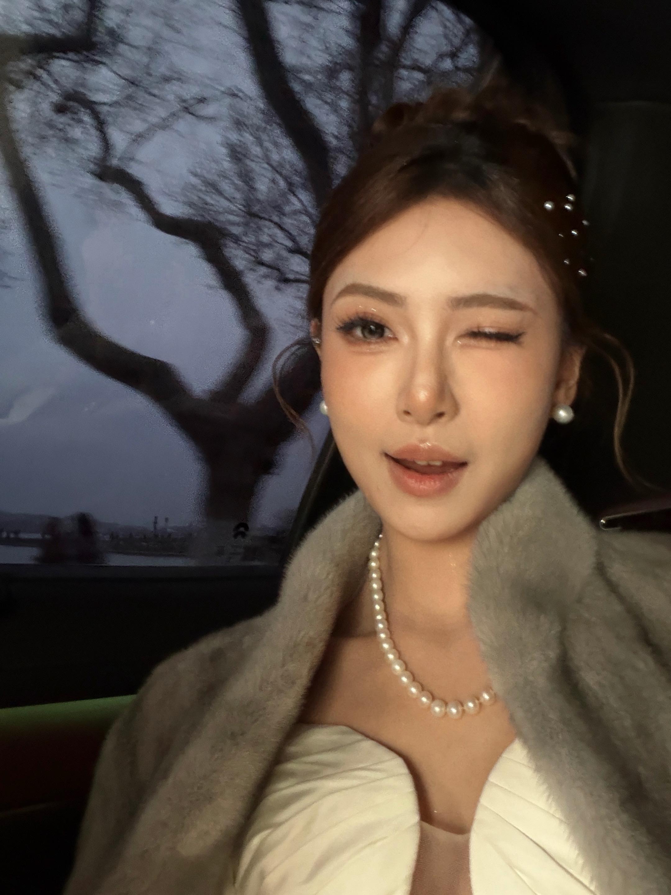 一边流泪一边搞定所有事情的可爱女人