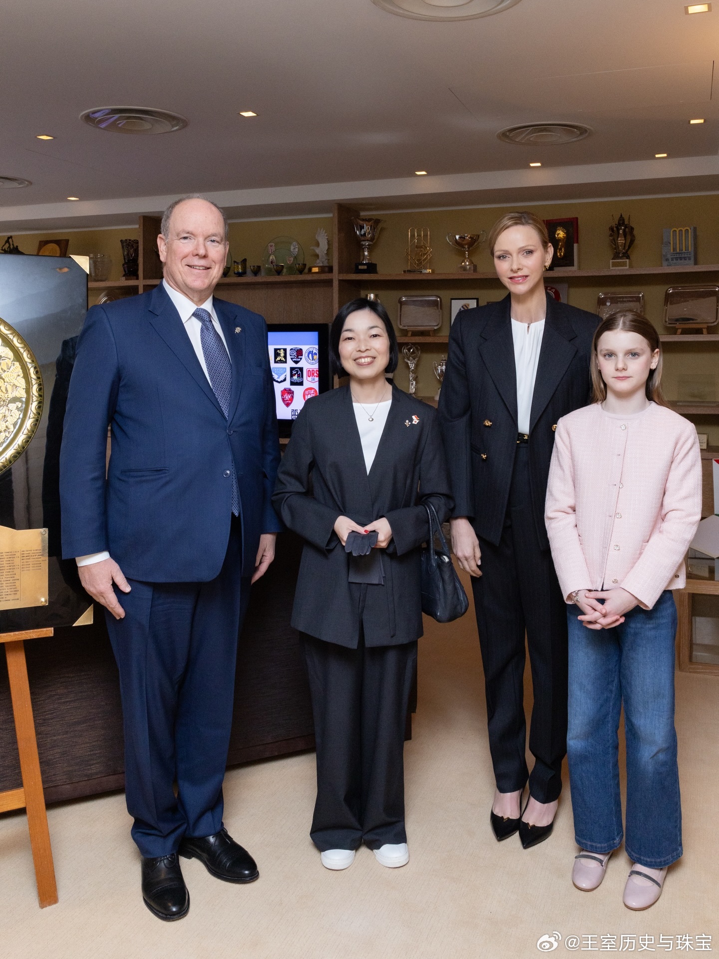 新闻 2026.3.20 摩纳哥亲王夫妇，加布里拉公主及查伦妮的弟弟加雷思（雅克