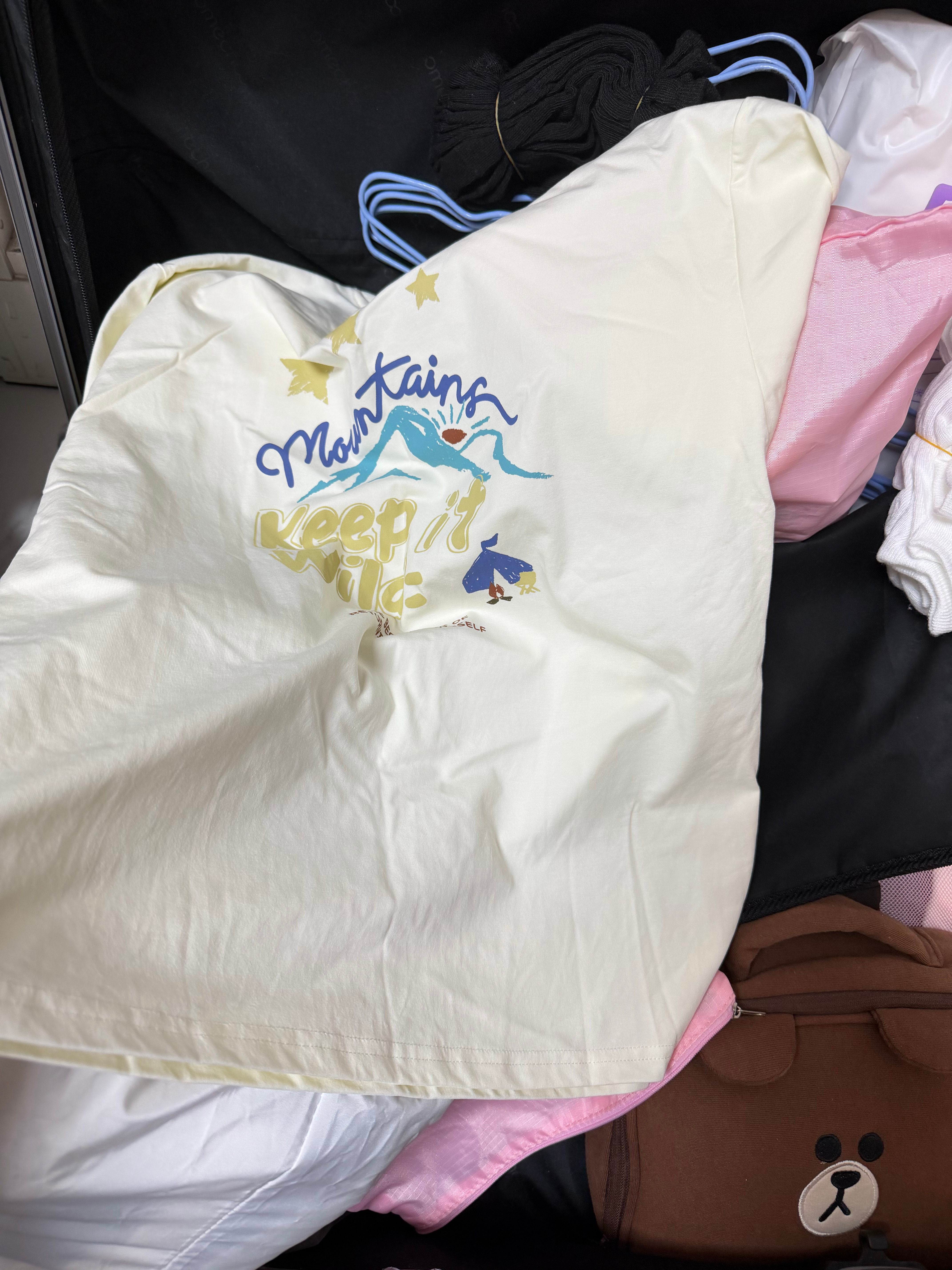 嘟嘟家的衣服质量好好啊做工走线都相当整齐摸手里相当丝滑现在又是夏季清仓真是白菜价