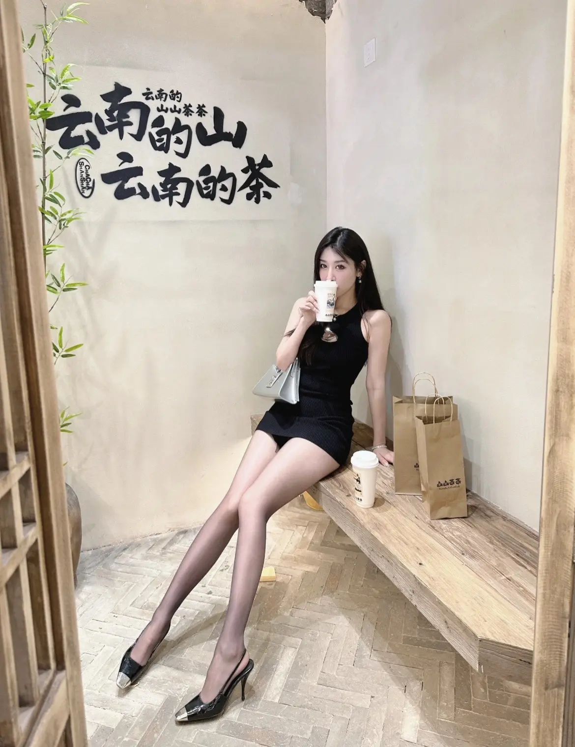 挑战单身的的第999天。