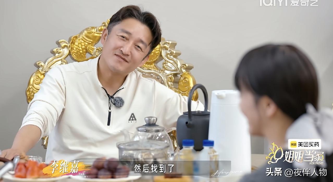 14年前冉莹颖采访邹市明，当着镜头两人抱在一起。邹市明说：感谢我的老婆冉莹颖。冉